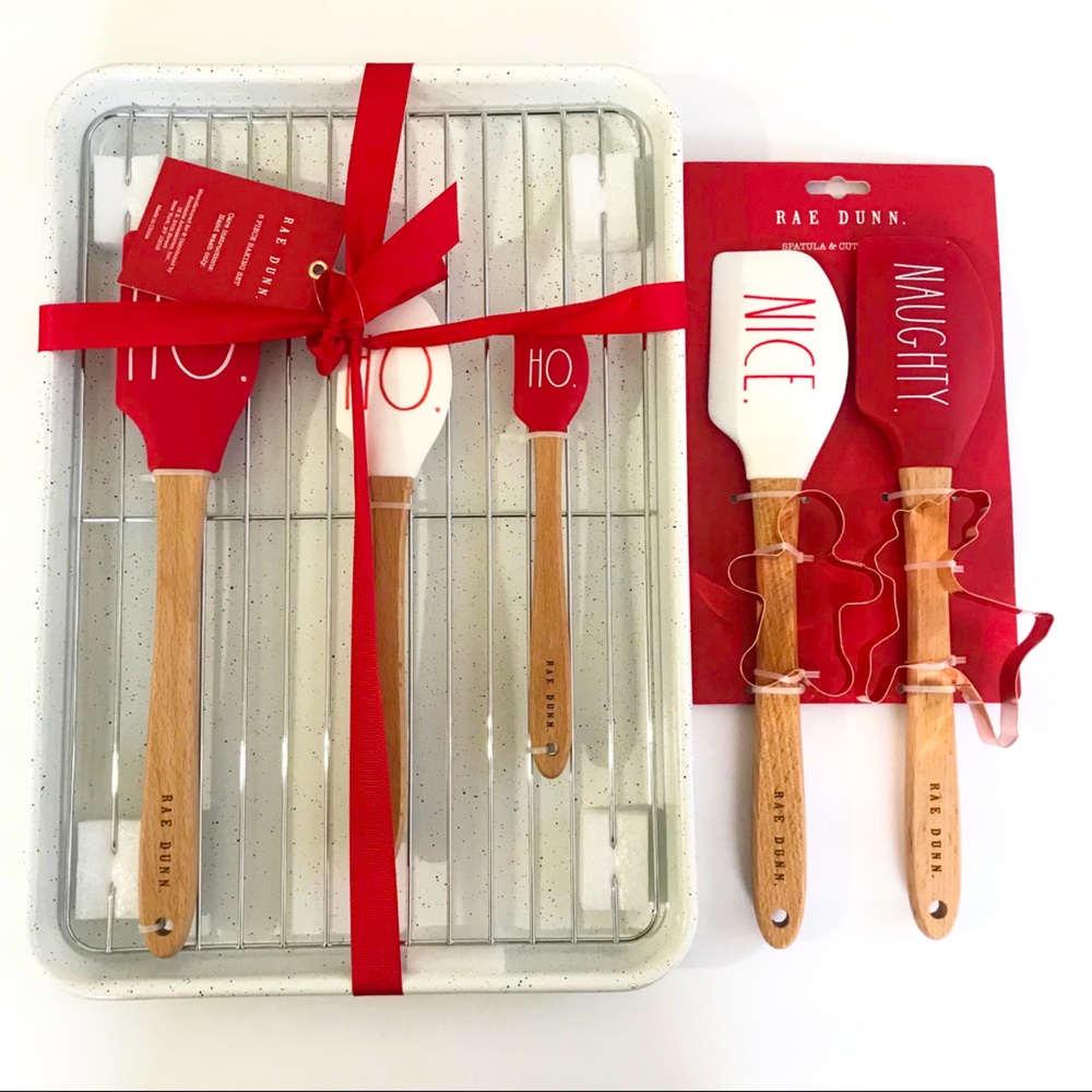 Rae Dunn Christmas Baking Set